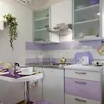 诺诺公寓 *
