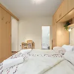 诺诺公寓