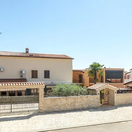 Nono Apartment Porec