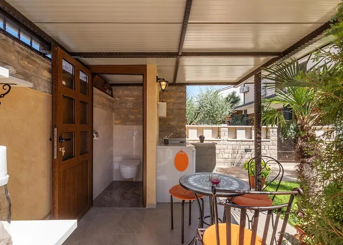 诺诺公寓 * 波雷奇